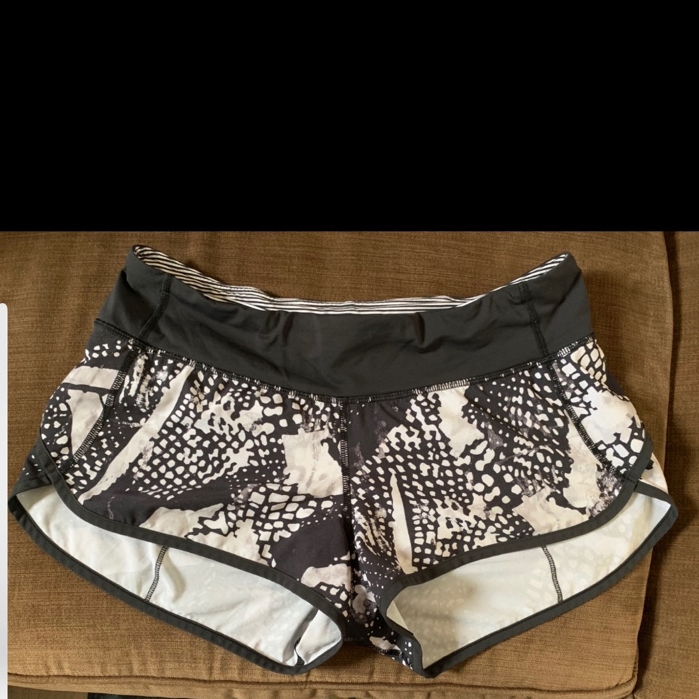 Lululemon speed short. Size 6.